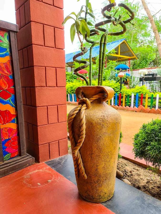 Panchobon Art Resort Shānti Niketan Exterior foto